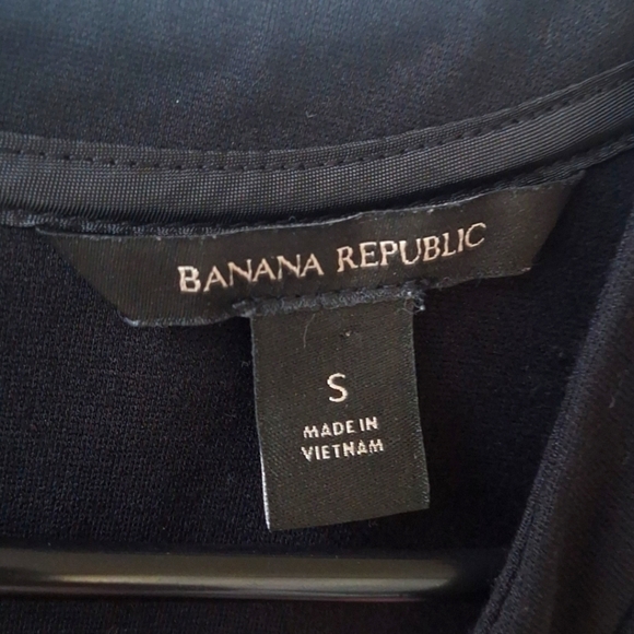 Banana Republic Black Sleeveless 3/4 Zip Back Women's Top Size S - Picture 8 of 9